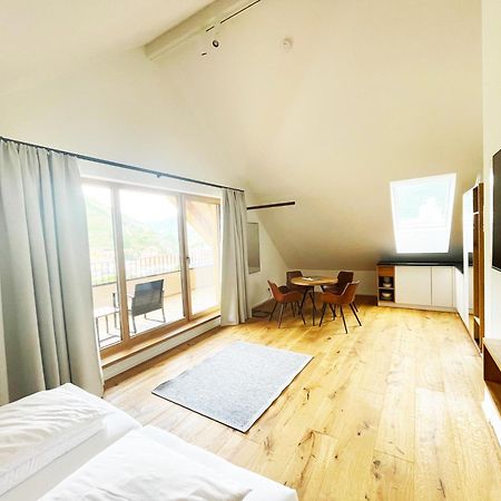 Weingut Fj Gritsch Mauritiushof Apartments Spitz an der Donau Chambre photo